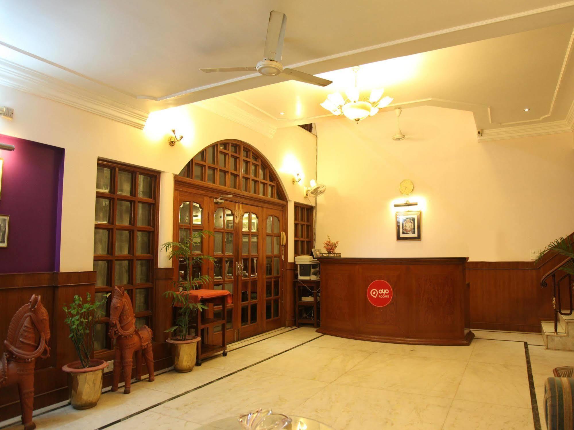 Hotel Imperial House Allāhābād Junction Buitenkant foto