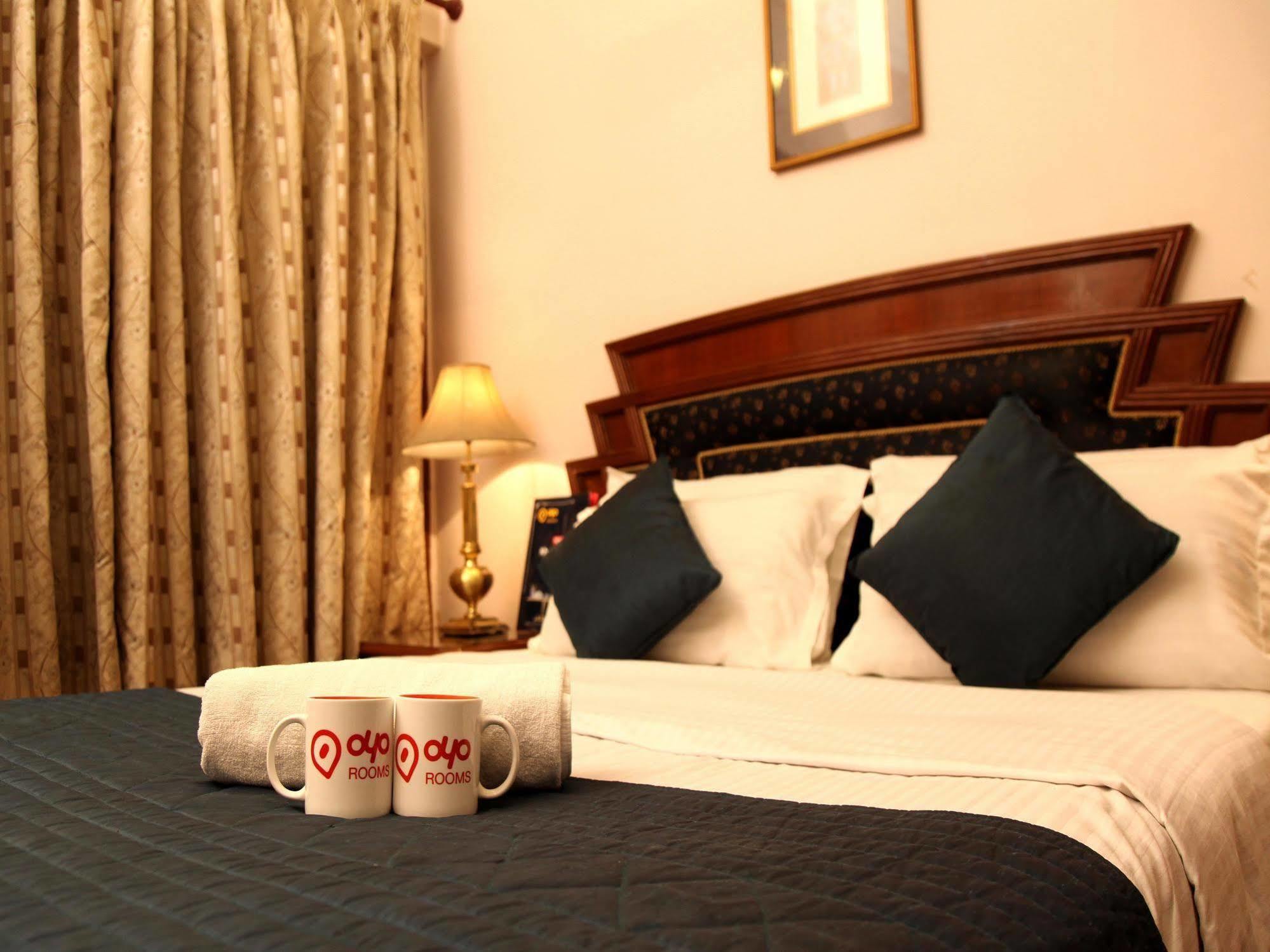 Hotel Imperial House Allāhābād Junction Buitenkant foto
